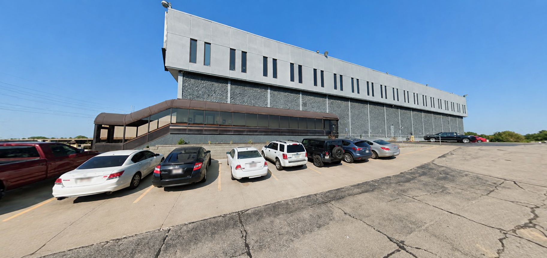 Exterior of Lincua's additional Omaha location at 8790 F Street